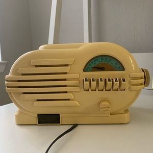 VINTAGE RADIO - CROSLEY CR-3 COLLECTOR’S LIMITED EDITION RADIO